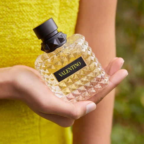 Valentino Born in Roma Yellow Dream for Her Eau de Parfum