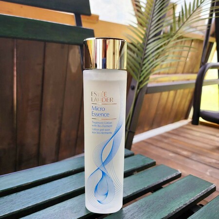 マイクロ エッセンス ローション BF | 乾燥から守る化粧水 | エスティ