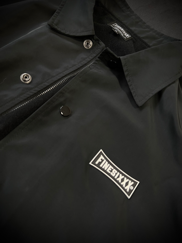 STANDARD LOGO ZIP COACH JACKET - BLACK | FINESIXXX