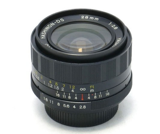 Yashinon DS 28mm f2.8