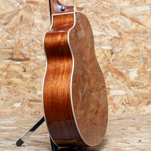 L. LUTHIER Cofe Light EQ | guitartrailer