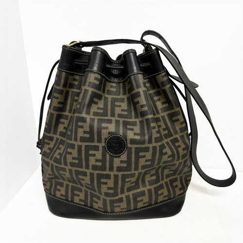 FENDI FF ズッカ×レザー巾着ショルダーバッグ | kaluas