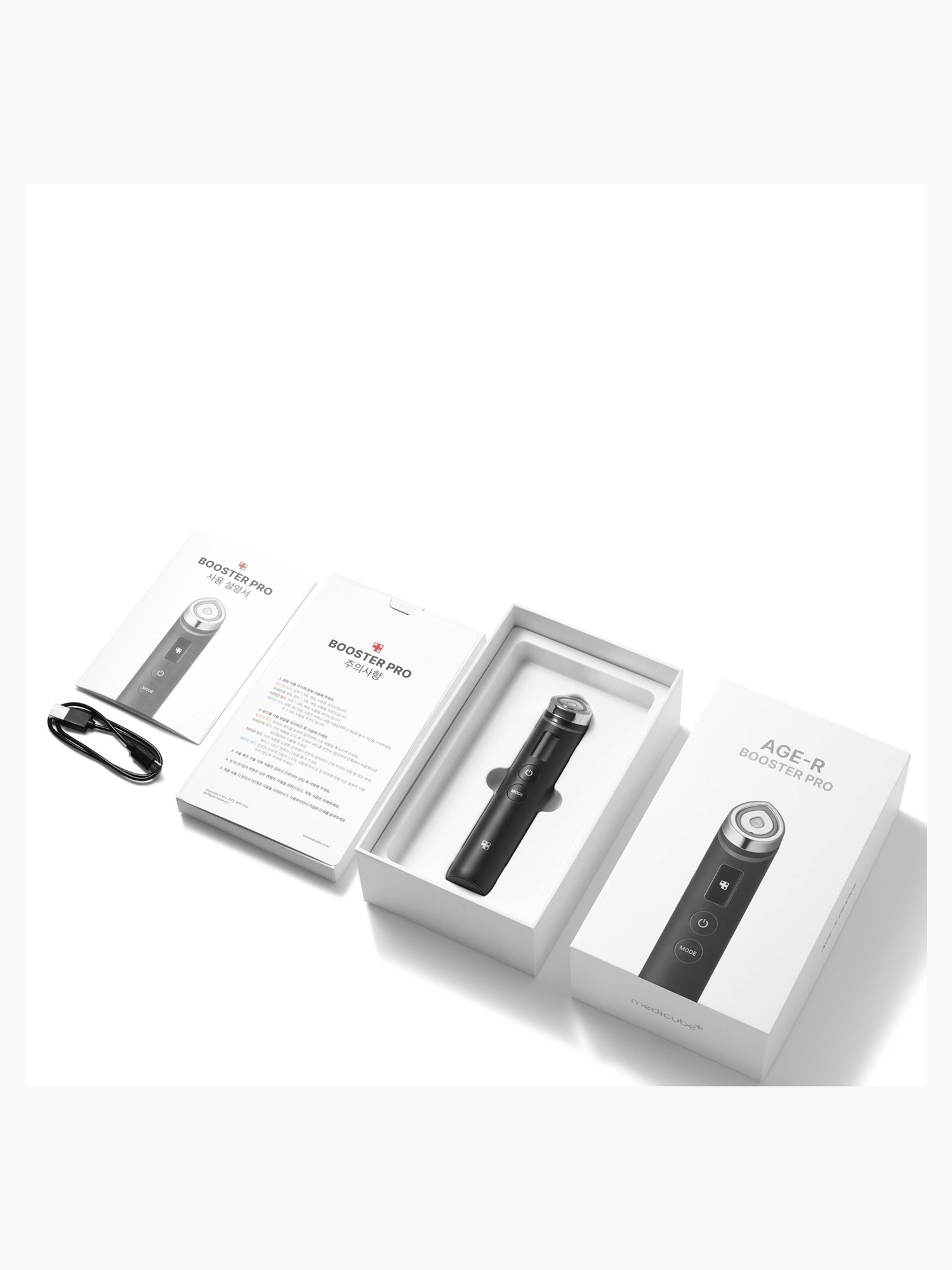 Medicube Age-r LED Booster Pro Black | LOOKFANTASTIC