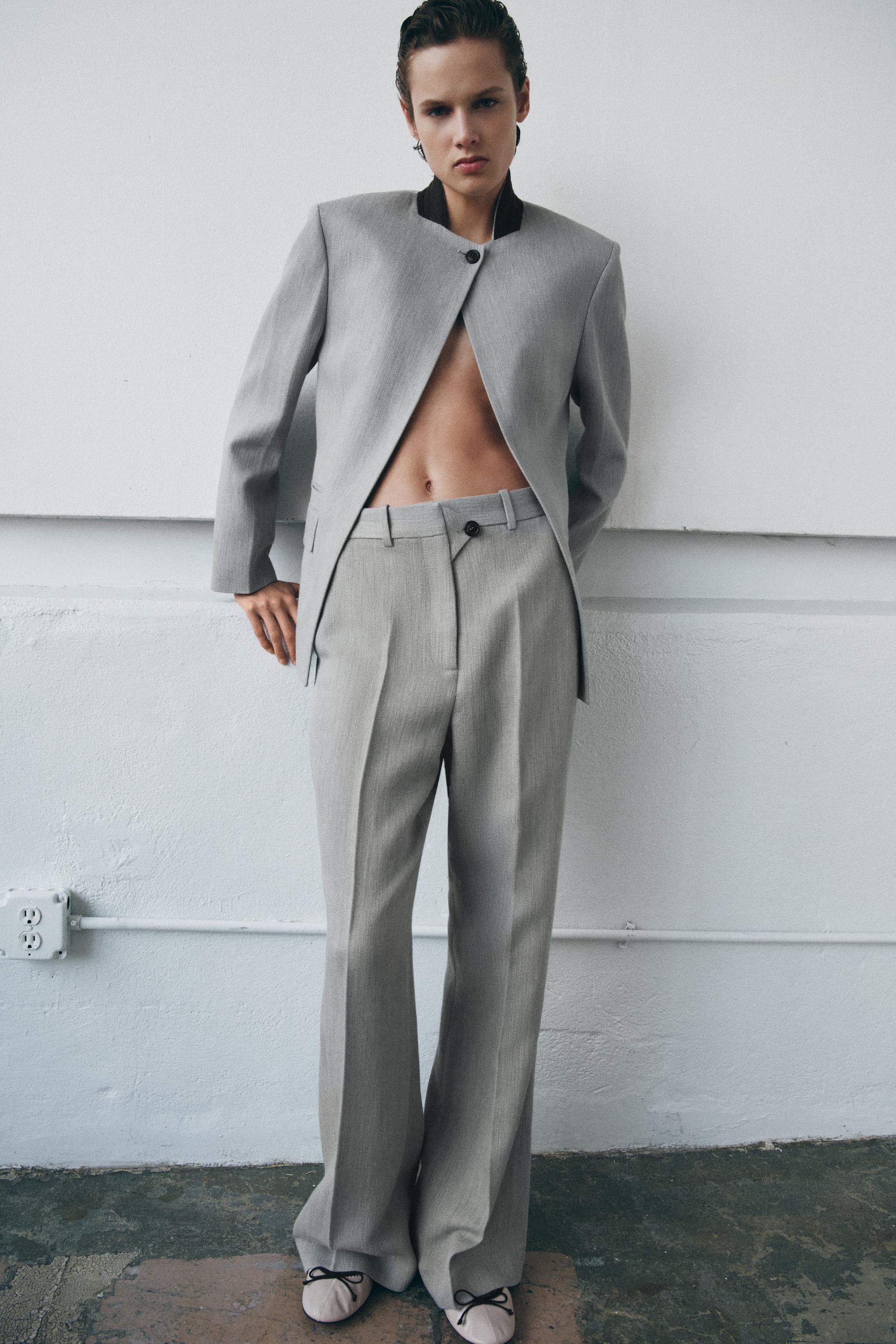 ZW COLLECTION テクスチャー入り生地フレアパンツ - グレー | ZARA