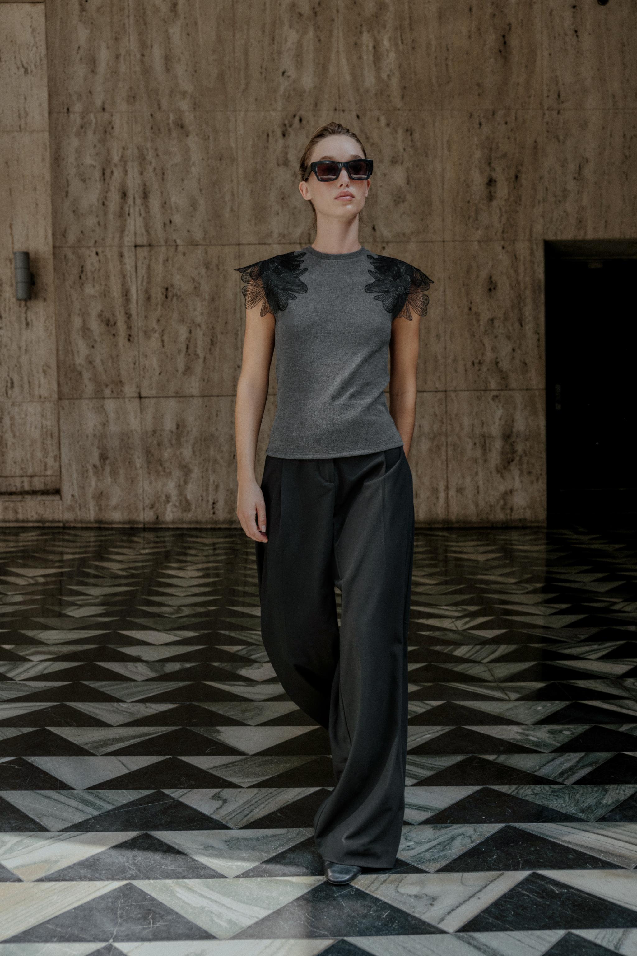 リブ編みフラワートップス - グレー | ZARA Japan / 日本