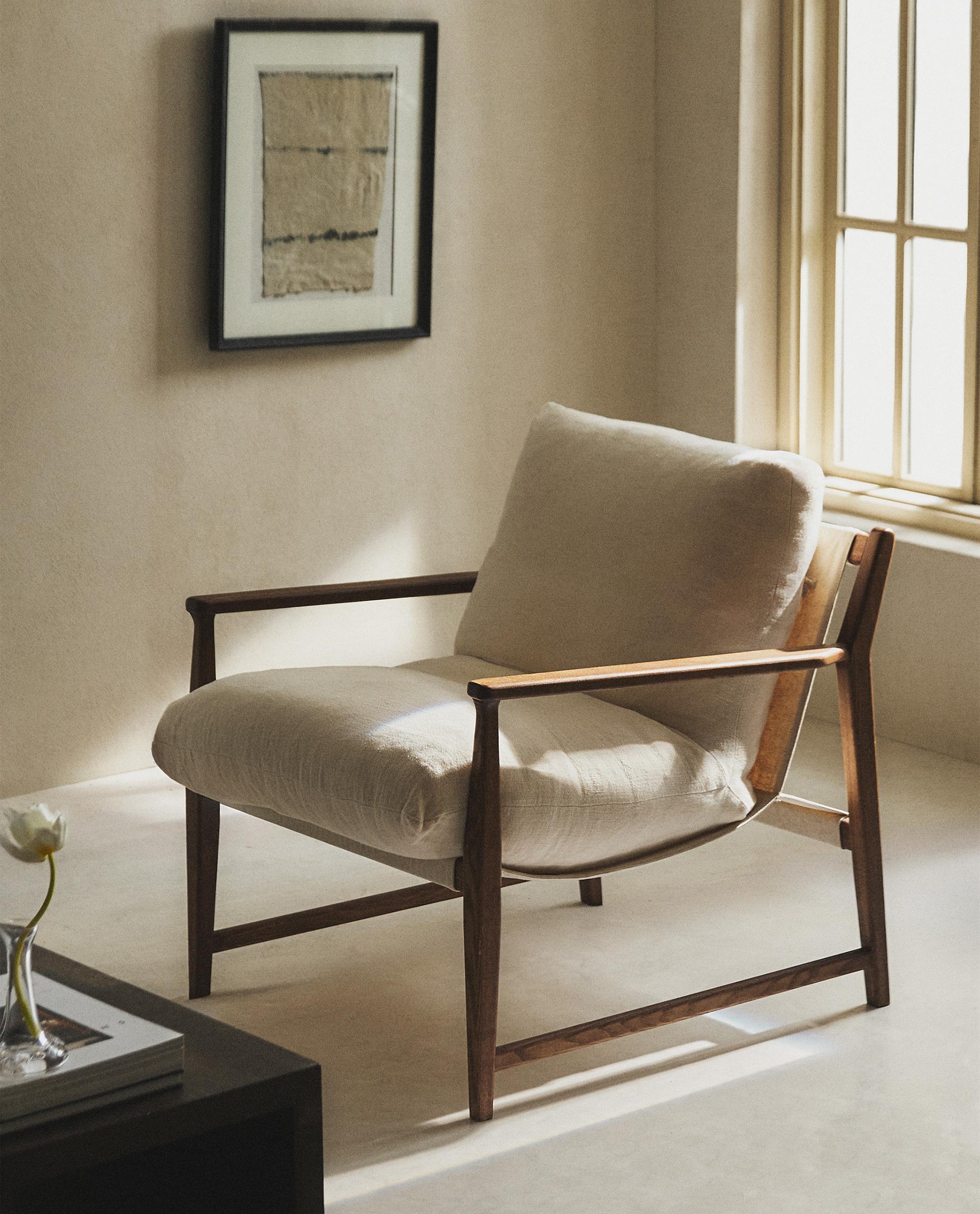 ウッド＆カバー取り外し可能クッションアームチェア | Zara Home 日本