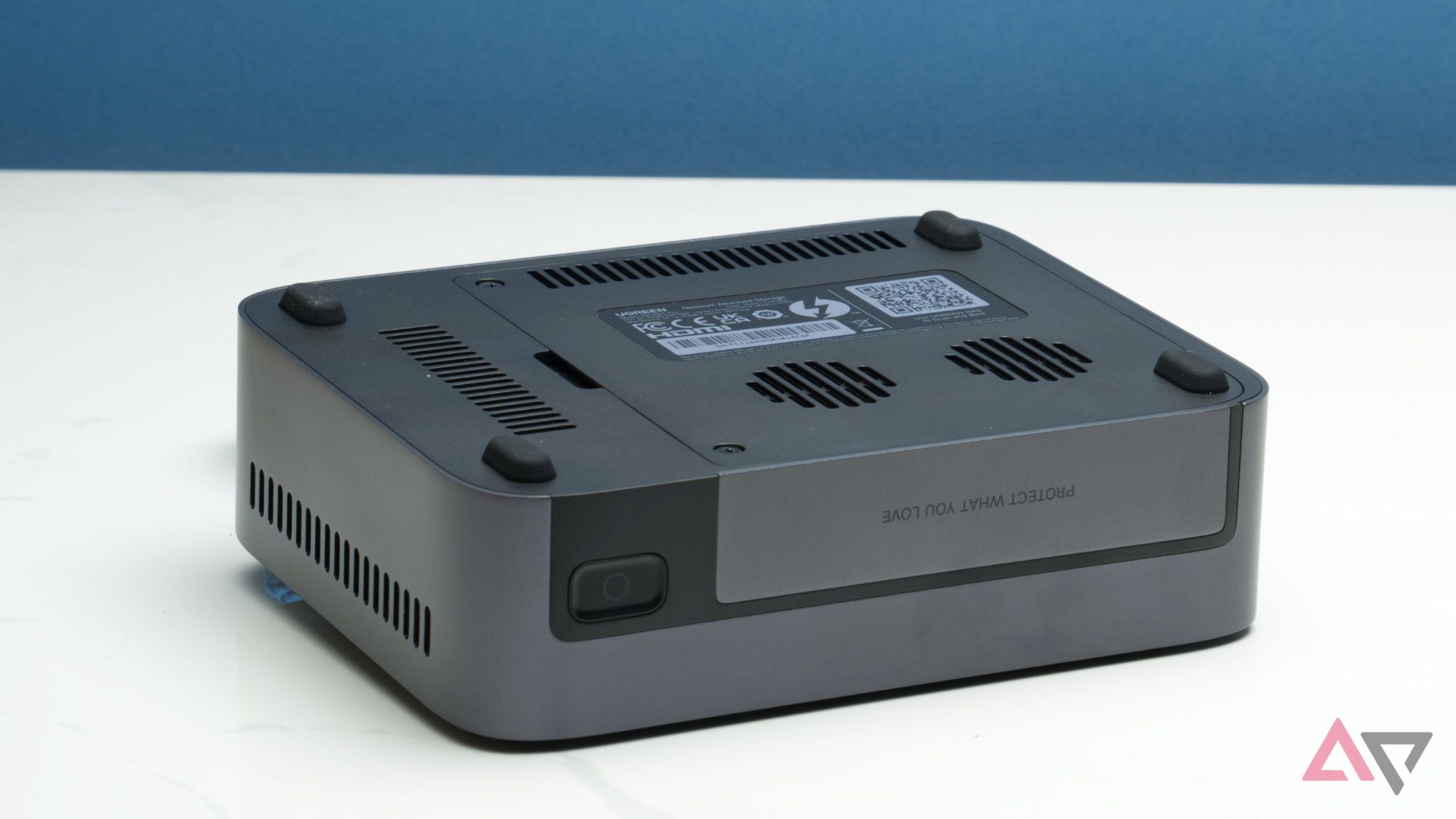 Ugreen NASync DXP480T Plus review: Nearly perfect for travel