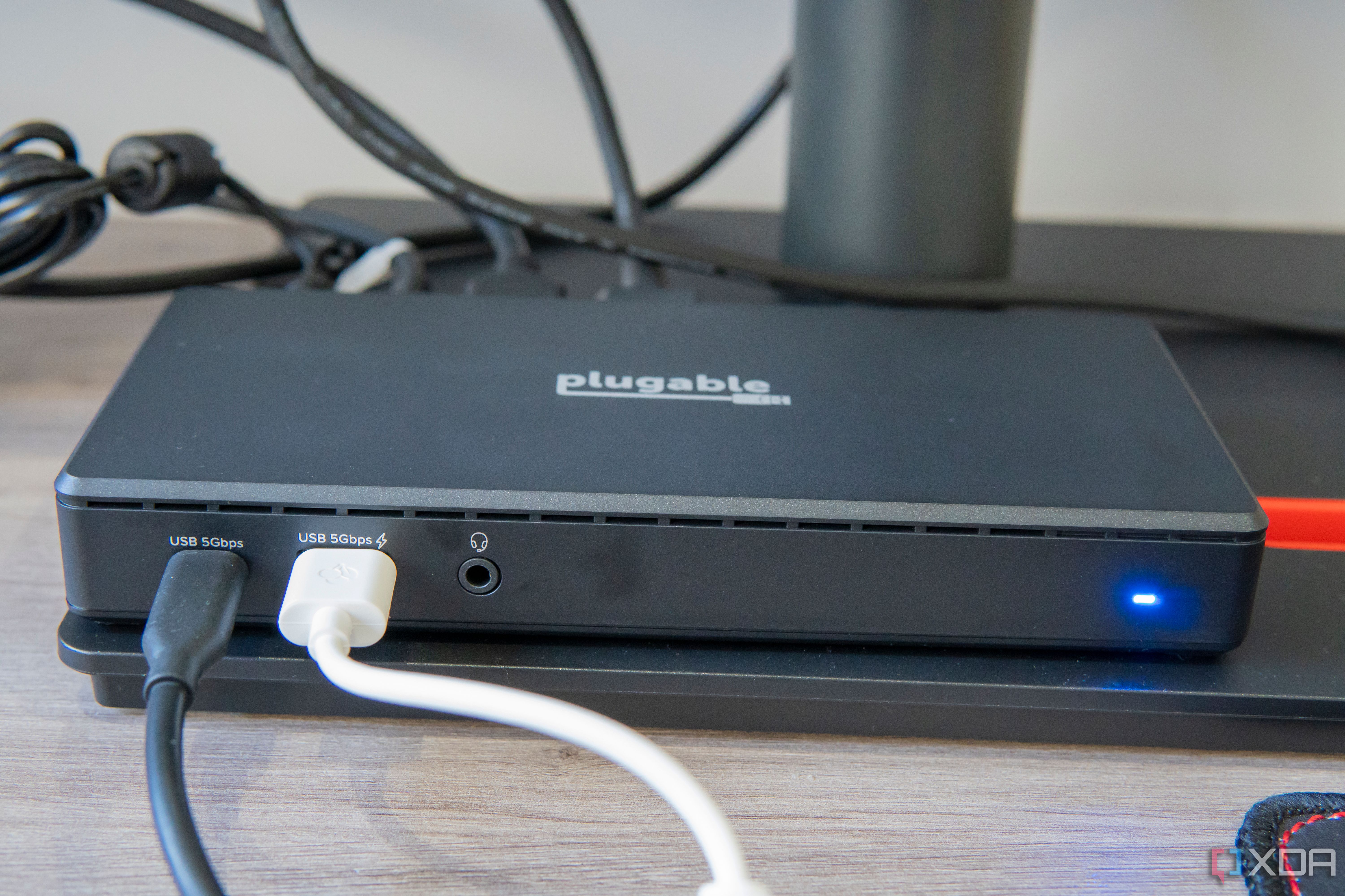 Plugable UD-MSTH2 review: A sleek, capable dock for those without