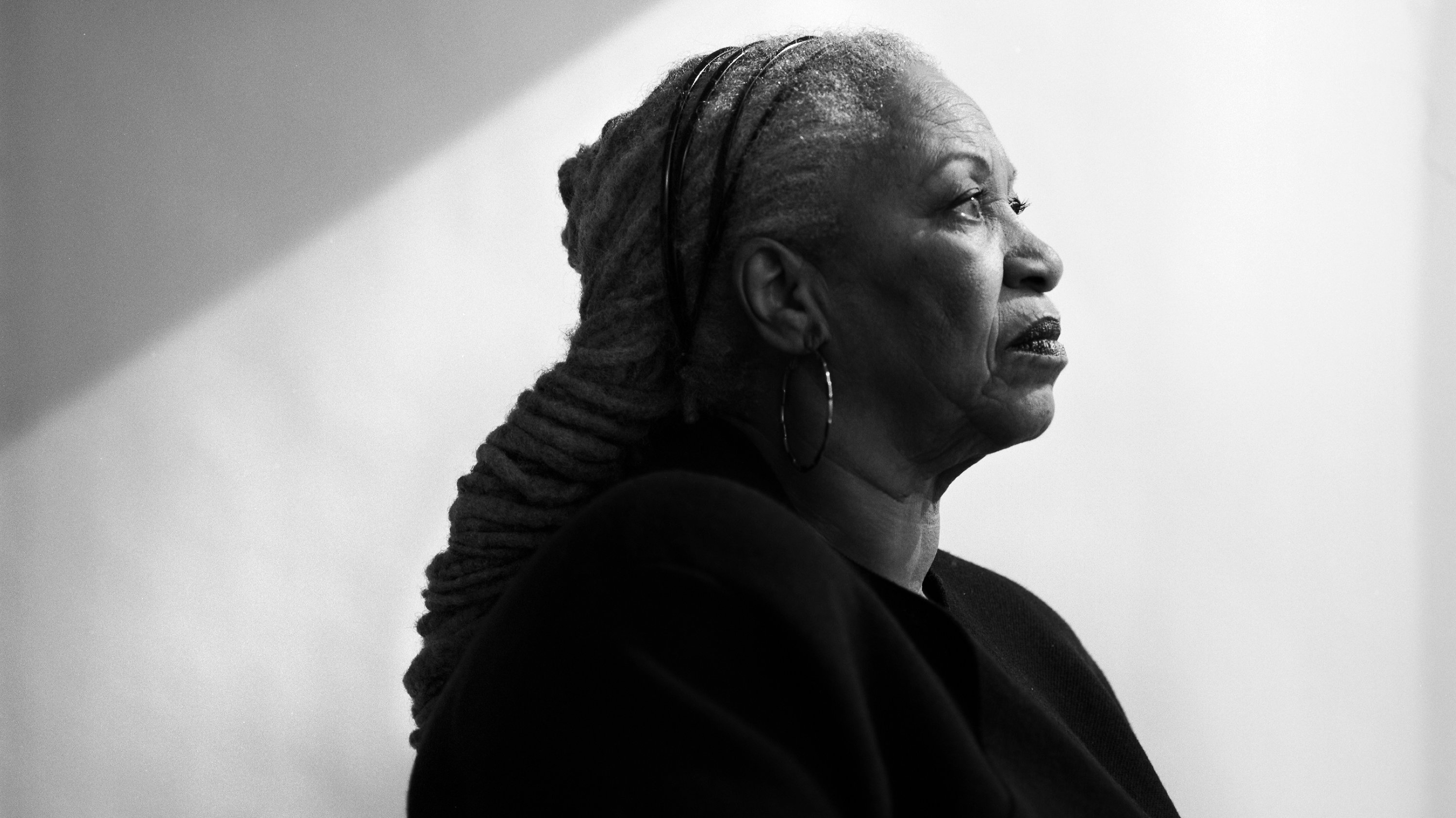 Toni Morrison, Towering Novelist of the Black Experience, Dies at
