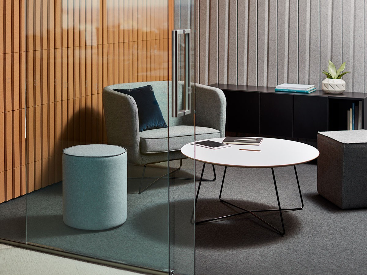 Knoll Office Rockwell Unscripted Petite Club Chair / ノルオフィス