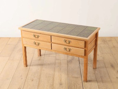 Lloyd's Antiques Real Antique Tile Top Chest Of Drawers / ロイズ