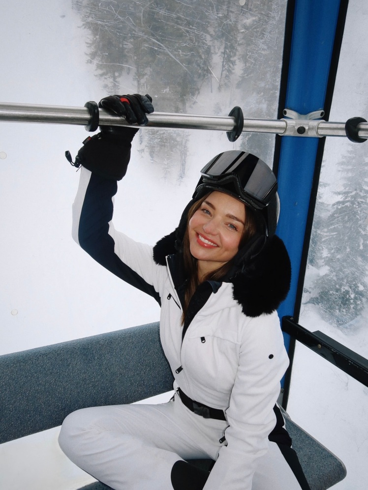 Miranda Kerr Calls Herself a 'Ski Bunny' in Stylish Snow Ensemble