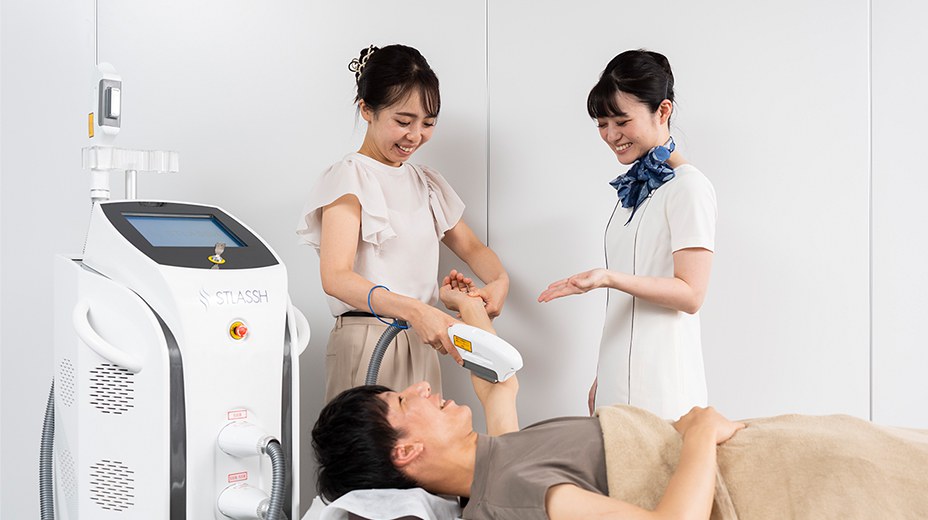 業務用脱毛機【STRIKE（ストライク）】業界初のエレクトロポレーション脱毛