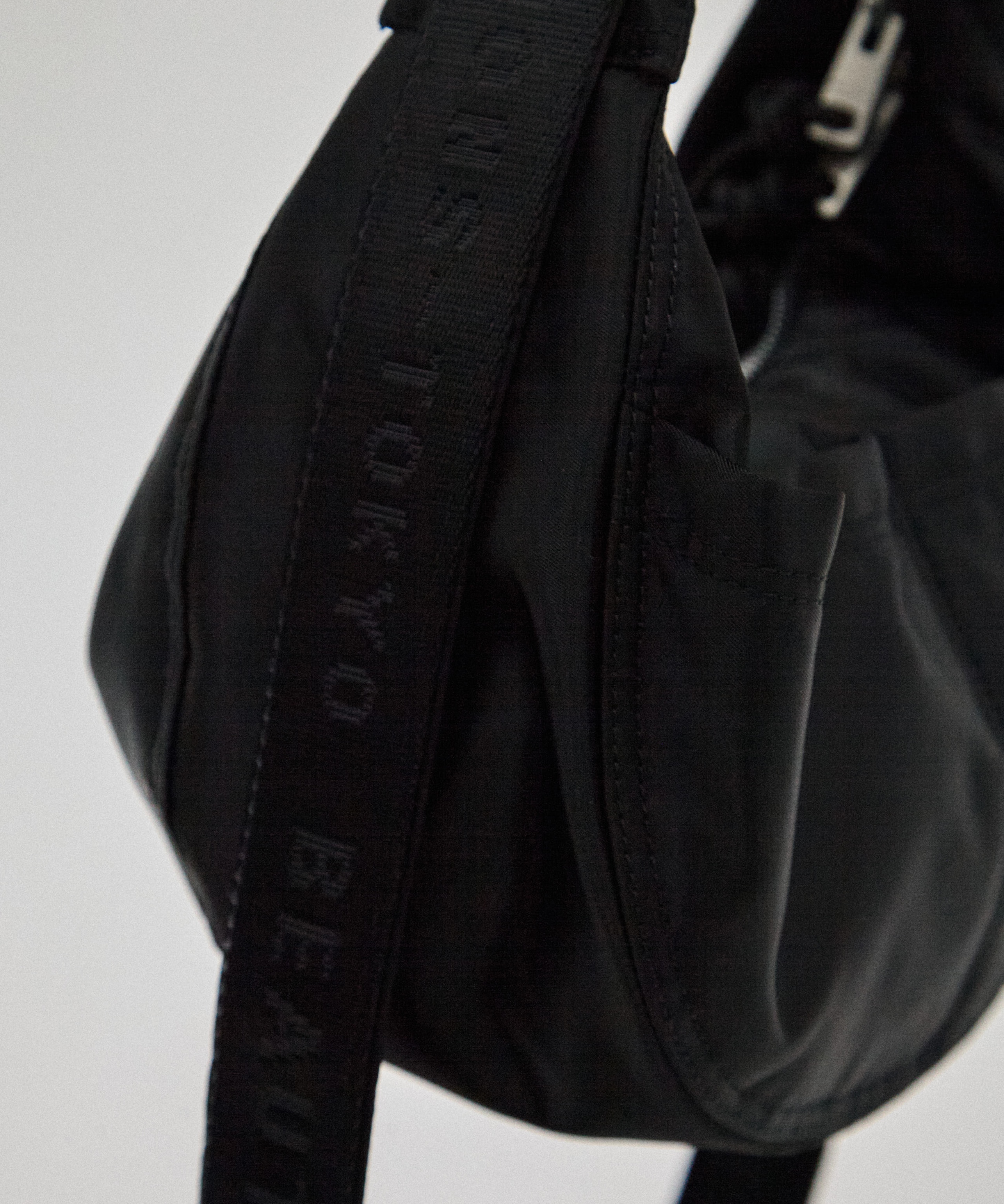 別注nylon moon shoulder bag(FREE BLACK): beautiful people: WOMENS