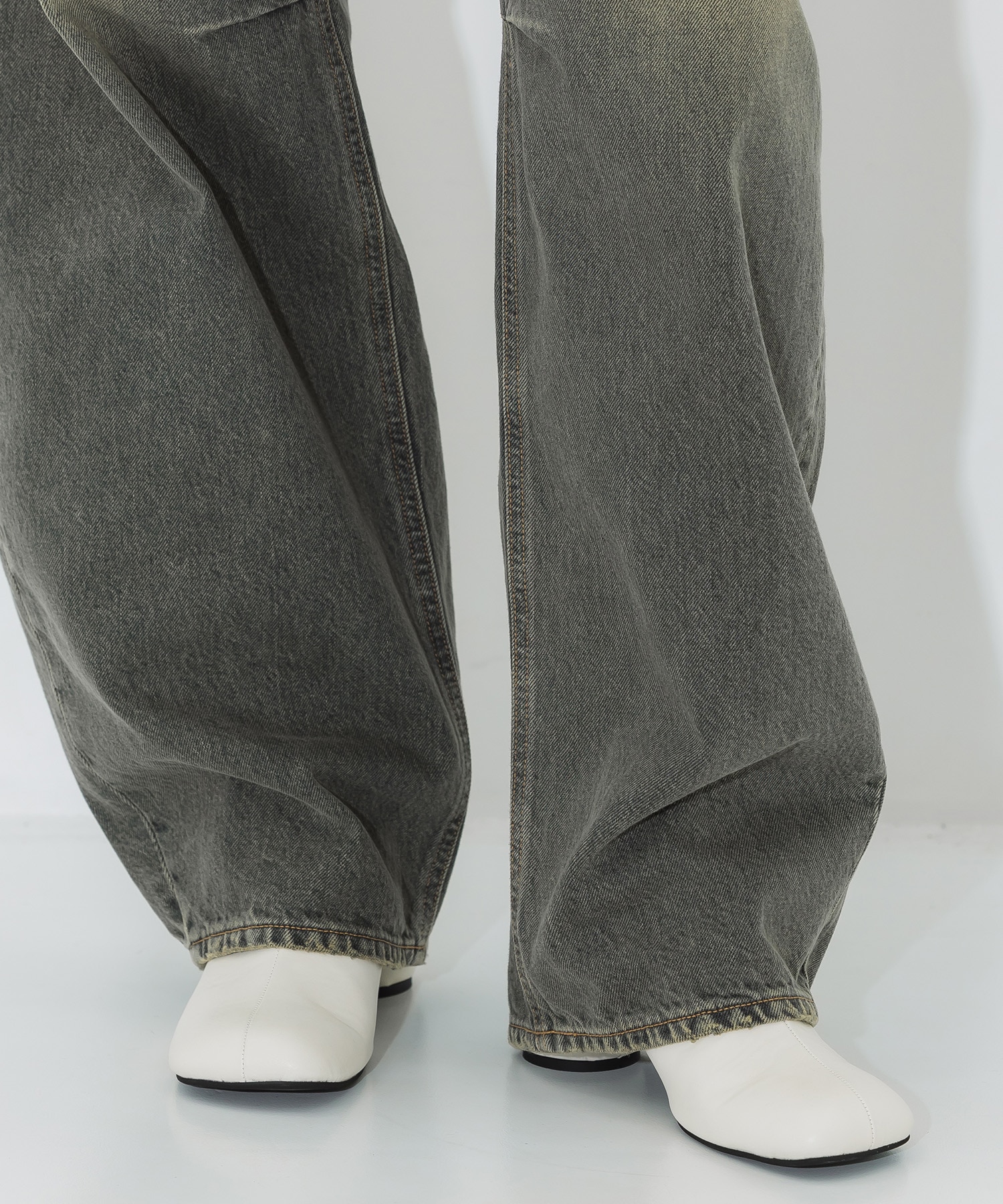 Round Shaped Boots(1 OFF WHITE): STUDIOUS: WOMENS｜ STUDIOUS