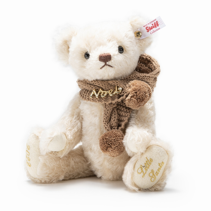 シュタイフの2022年日本限定テディベア「リトルサンタ」はホワイトで