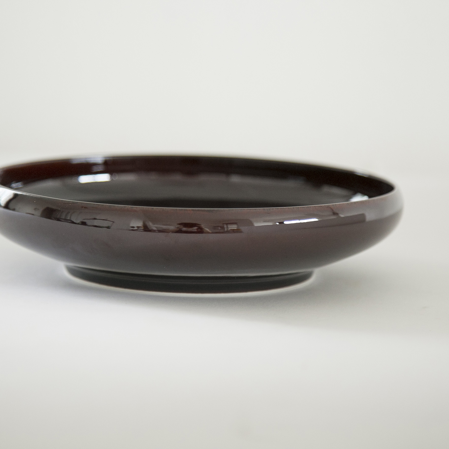 Tsudoi/赤飴釉 鉄鉢 -にぎやかに集う食卓の主役 - スタイルストア