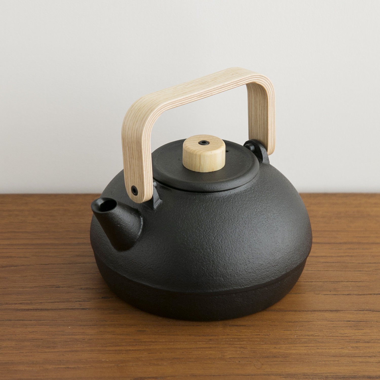 鋳心ノ工房/ティケトル S -日々の飲み物がうんと美味しくなる道具