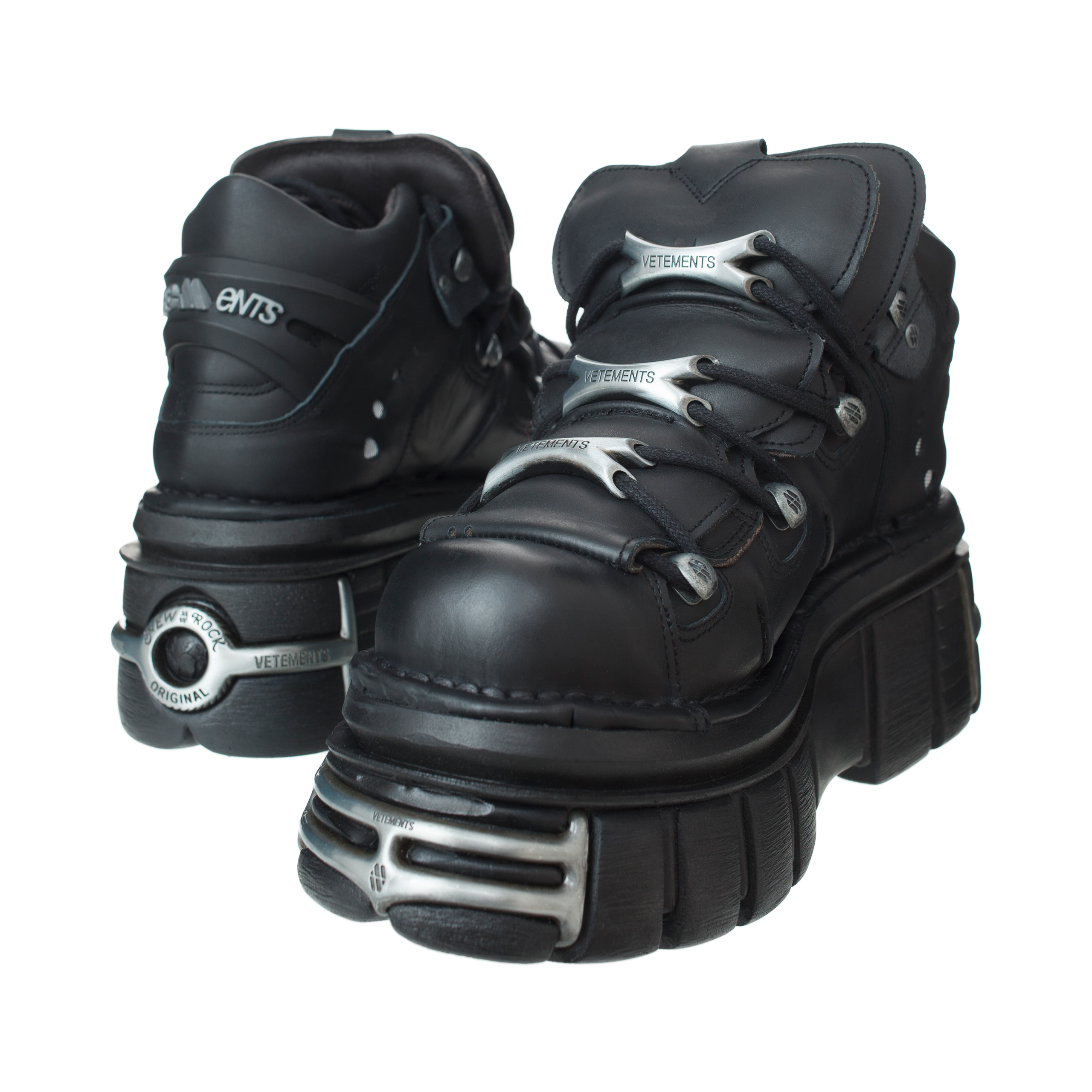 Buy VETEMENTS men black vetements x new rock platform boots for